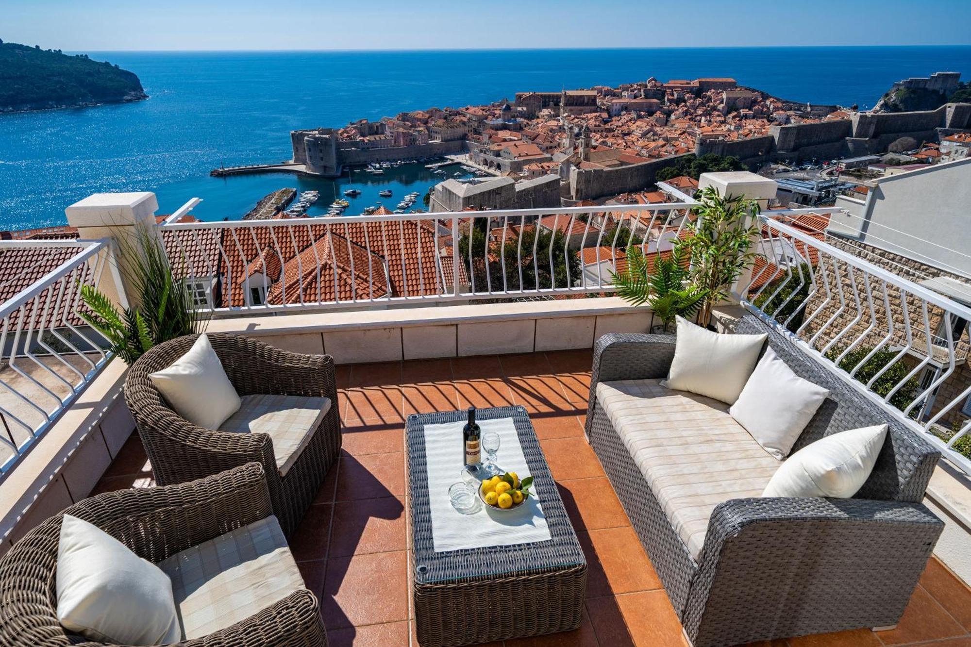 Dream View *